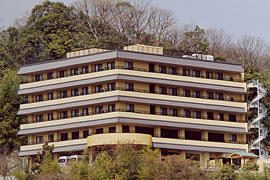 パーマリィ・イン千鳥山荘